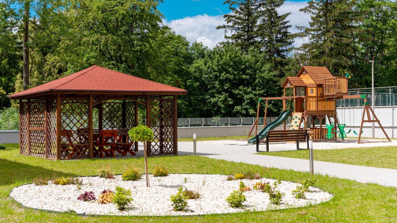 Stone Hill Apartament Sunrise Шклярска Поремба Екстериор снимка